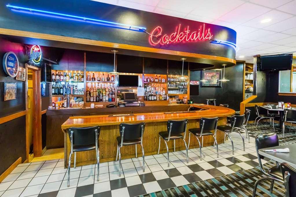 Wyndham Garden Ankeny Hotell Restaurant bilde